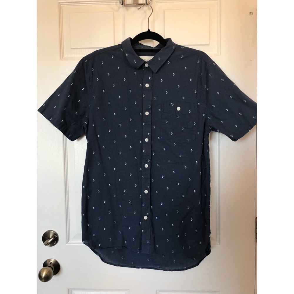 Button up dress shirt